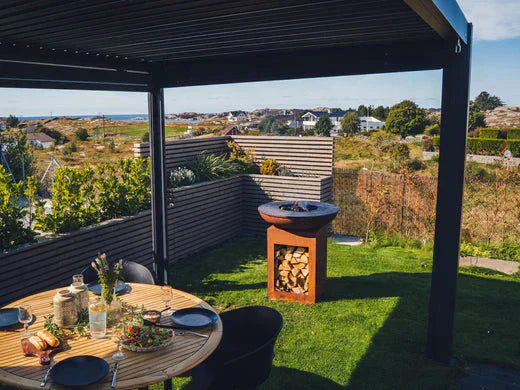 Cuisine barbecue extérieure pour les garden-parties et les plaisirs en plein air